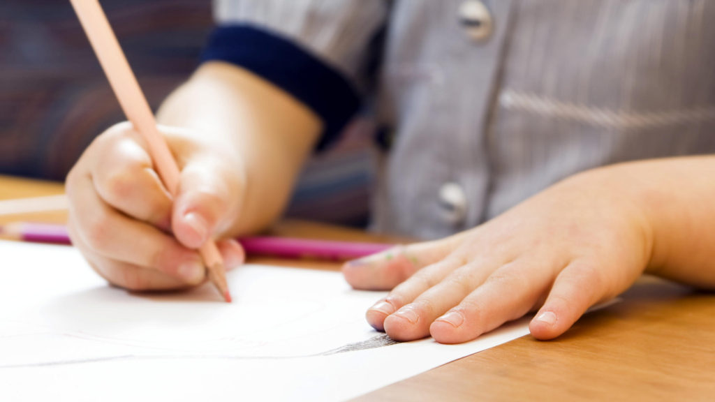 Peter Ormerod argues that parents shouldn't force their children to write thank-you cards -- it's an exercise in insincerity, he says, and there are better ways to promote gratitude.
