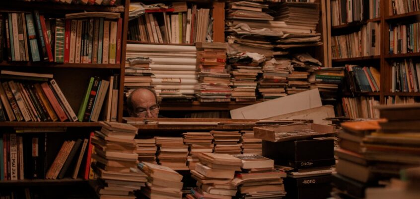 book hoarder